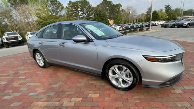 Certified 2023 Honda Accord LX image 3
