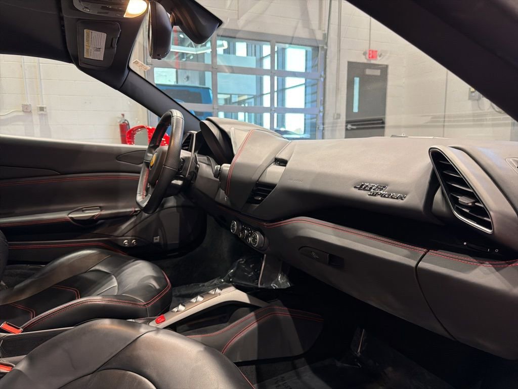 Used 2018 Ferrari 488 Spider RWD image 38