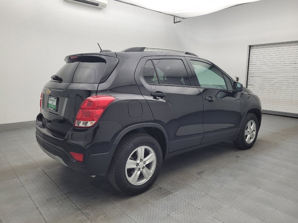 Used 2022 Chevrolet Trax LT w/ Driver Confidence Package AWD/4WD image 9