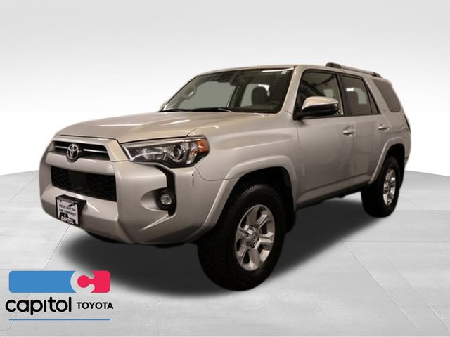 Used 2024 Toyota 4Runner SR5 AWD/4WD image 5
