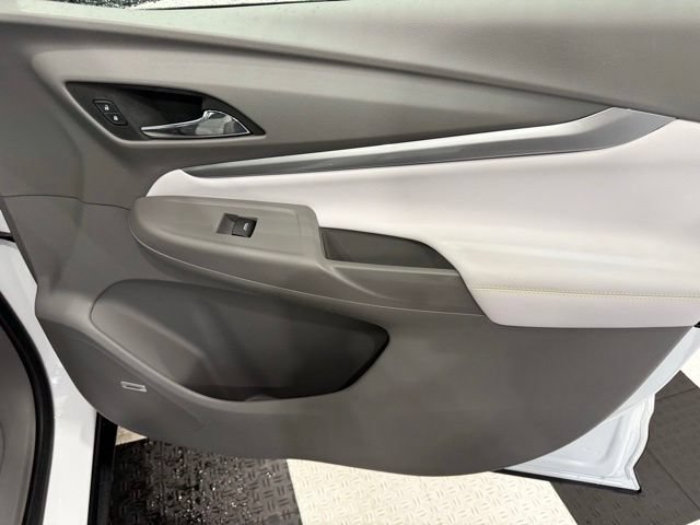 Used 2023 Chevrolet Bolt EUV Premier w/ Sun & Sound Package FWD image 20