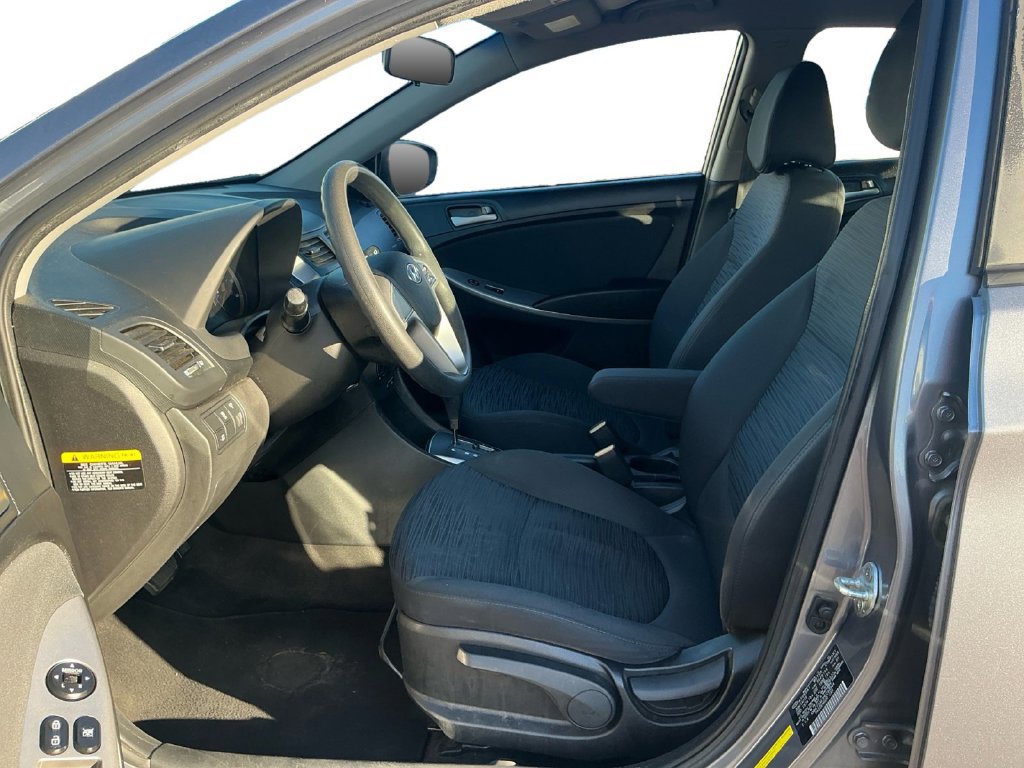 Used 2017 Hyundai Accent SE FWD image 14