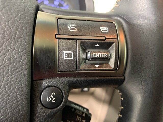 Used 2019 Lexus GX 460 image 25