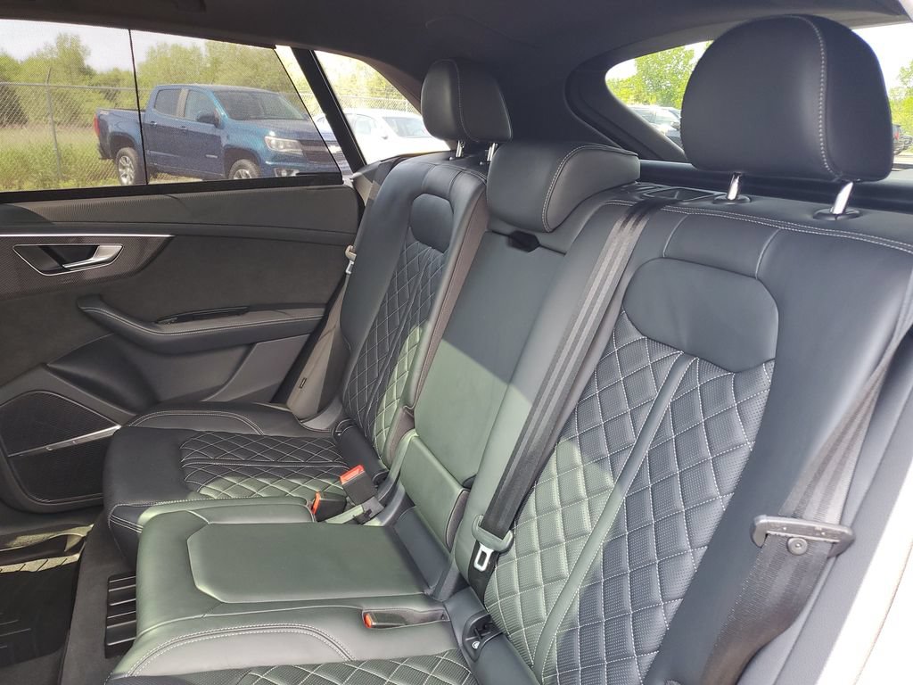 Used 2022 Audi SQ8 Premium Plus AWD/4WD image 26