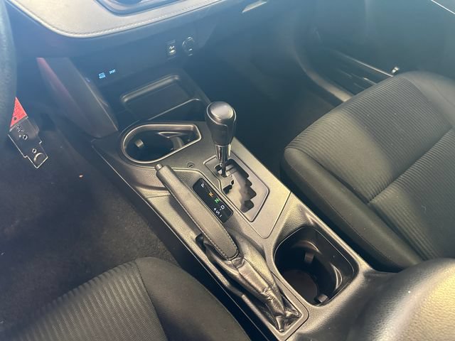 Used 2018 Toyota RAV4 LE w/ Carpet Mat Package FWD image 25