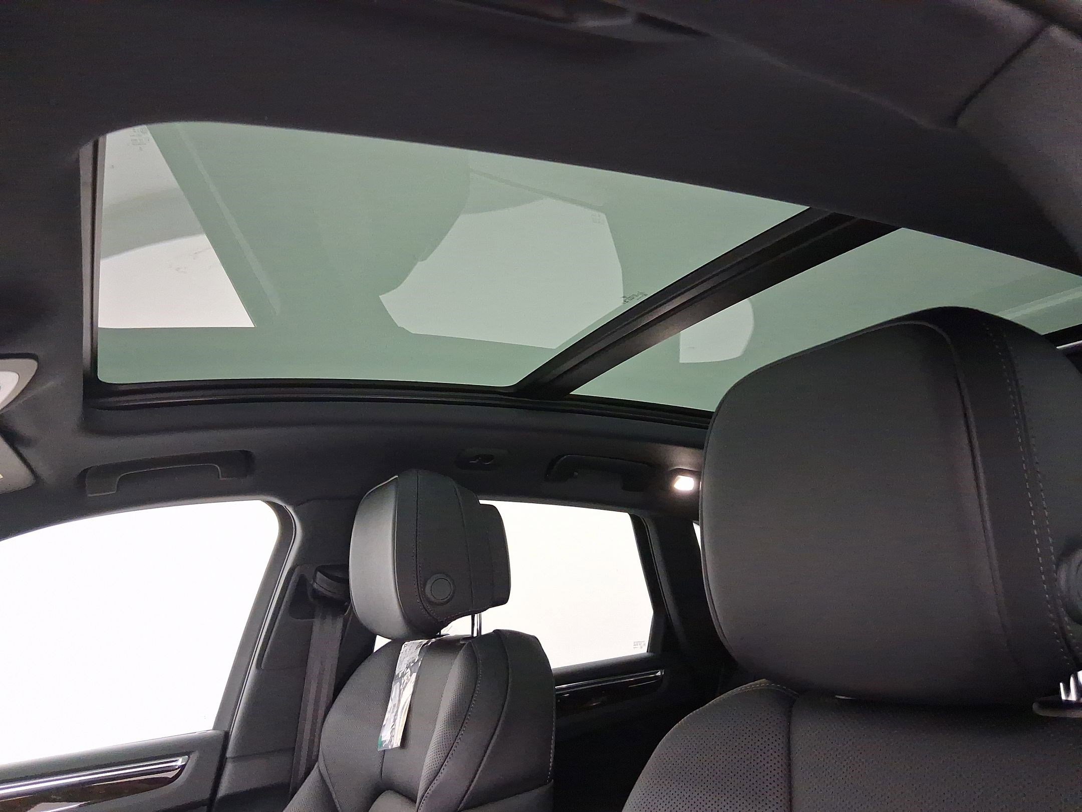 Used 2026 Porsche Macan image 14