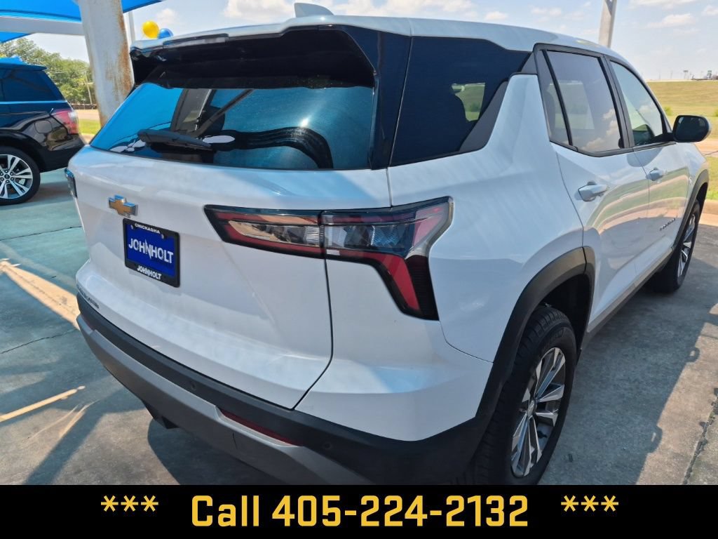 Used 2025 Chevrolet Equinox LT AWD/4WD image 11