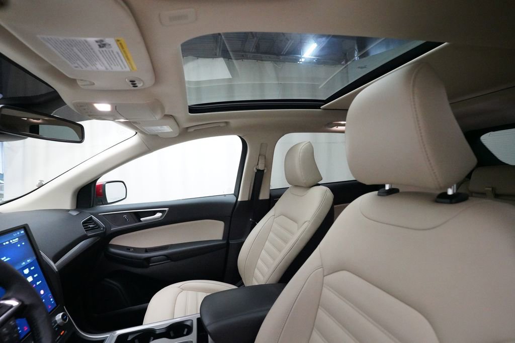 Used 2024 Ford Edge SEL w/ Convenience Package image 33