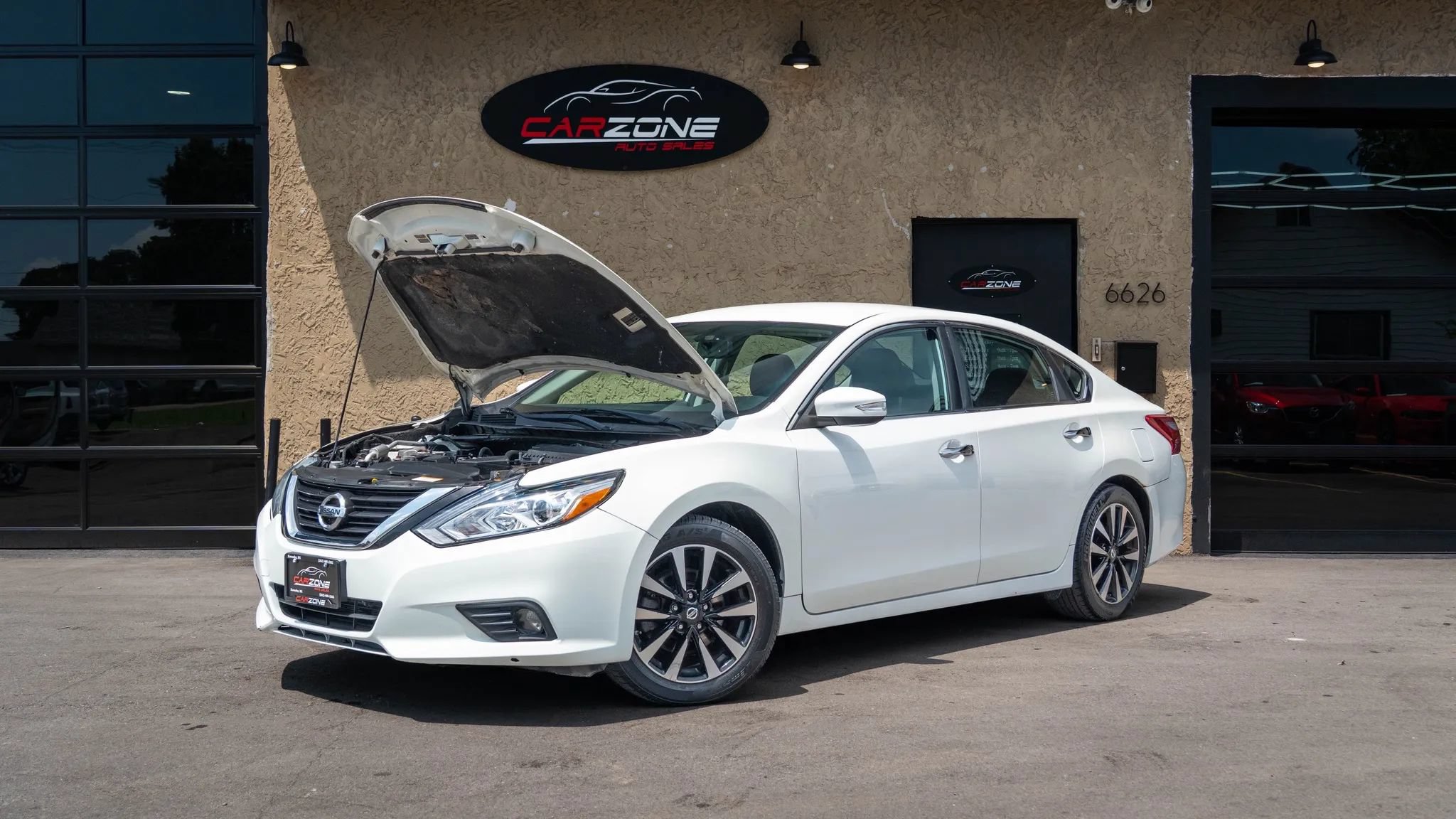 Used 2018 Nissan Altima 2.5 SL FWD image 12