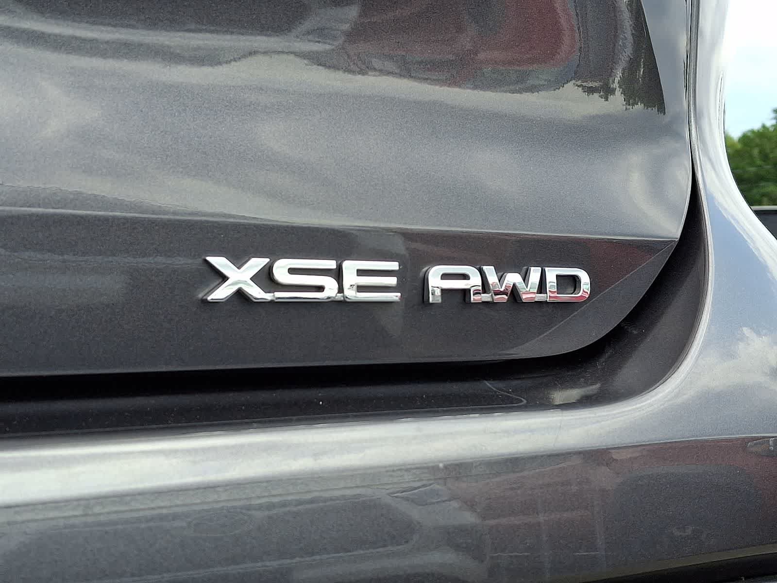 Used 2023 Toyota Highlander XSE AWD/4WD image 35