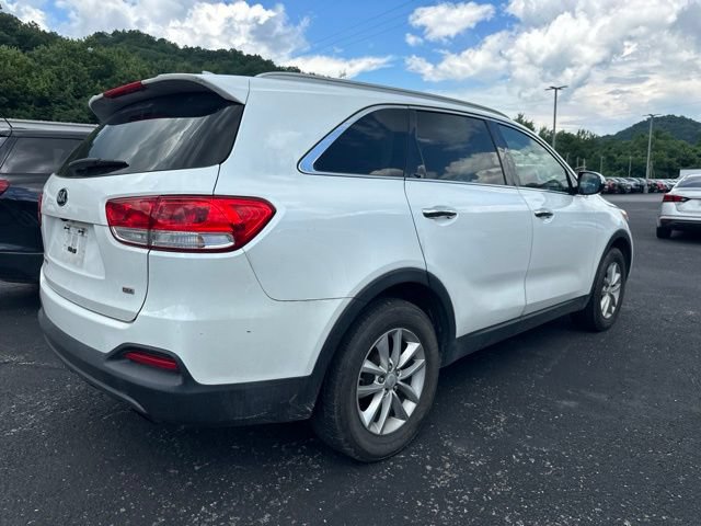 Used 2016 Kia Sorento FWD image 6