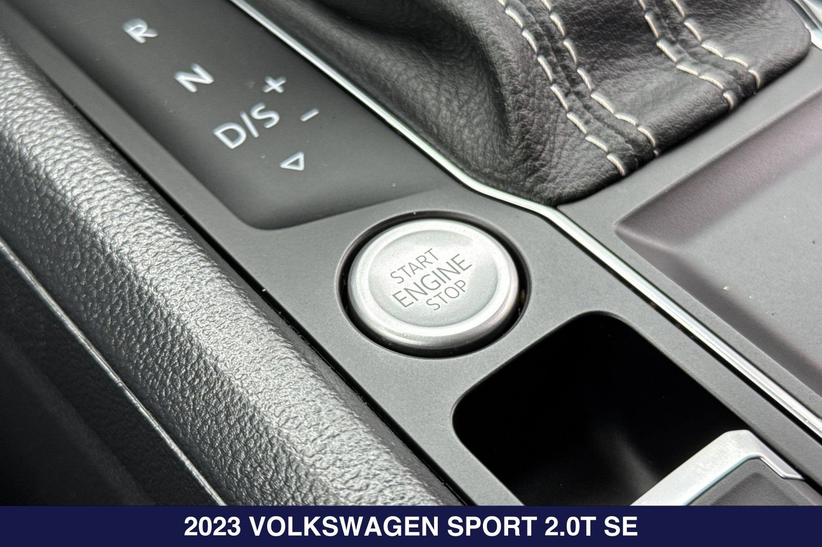 Used 2023 Volkswagen Atlas Cross Sport SE w/ Panoramic Sunroof Package FWD image 23