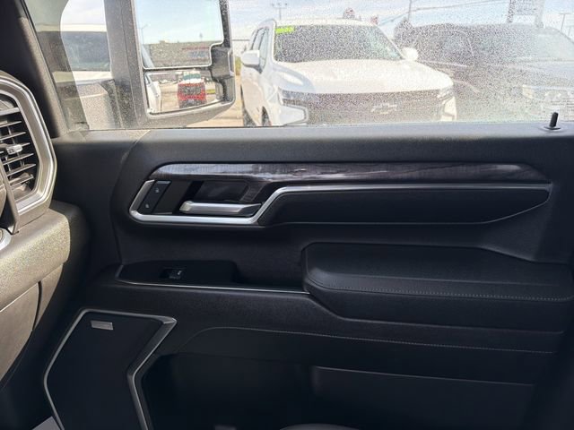 Used 2024 Chevrolet Silverado 2500 LTZ w/ LTZ Convenience Package AWD/4WD image 24