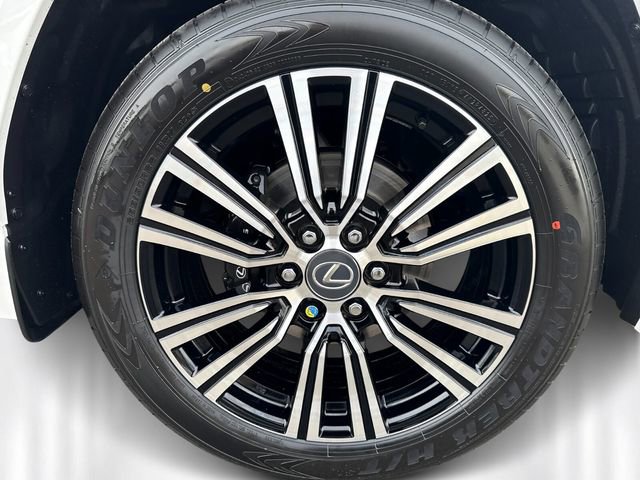 New 2026 Lexus LX 700h Luxury image 12