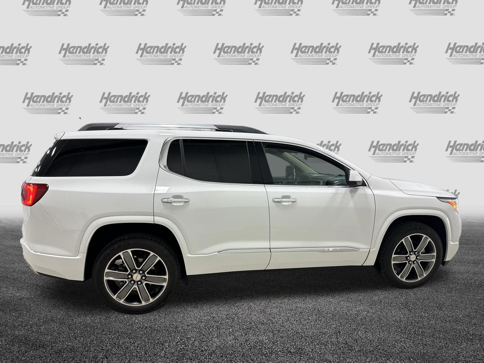 Used 2019 GMC Acadia Denali w/ Technology Package AWD/4WD image 11