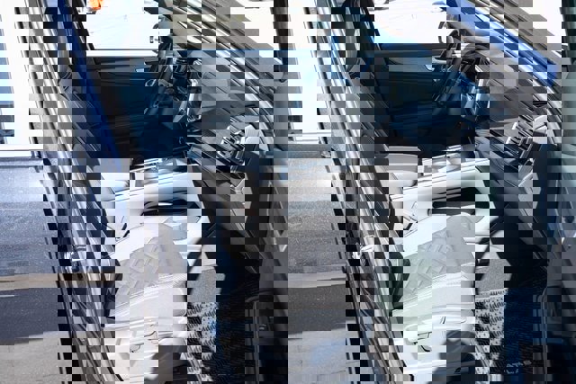 New 2026 Volkswagen Atlas Cross Sport SE image 33