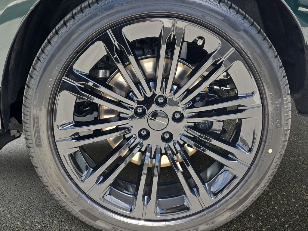 New 2026 Land Rover Range Rover SE AWD/4WD image 34
