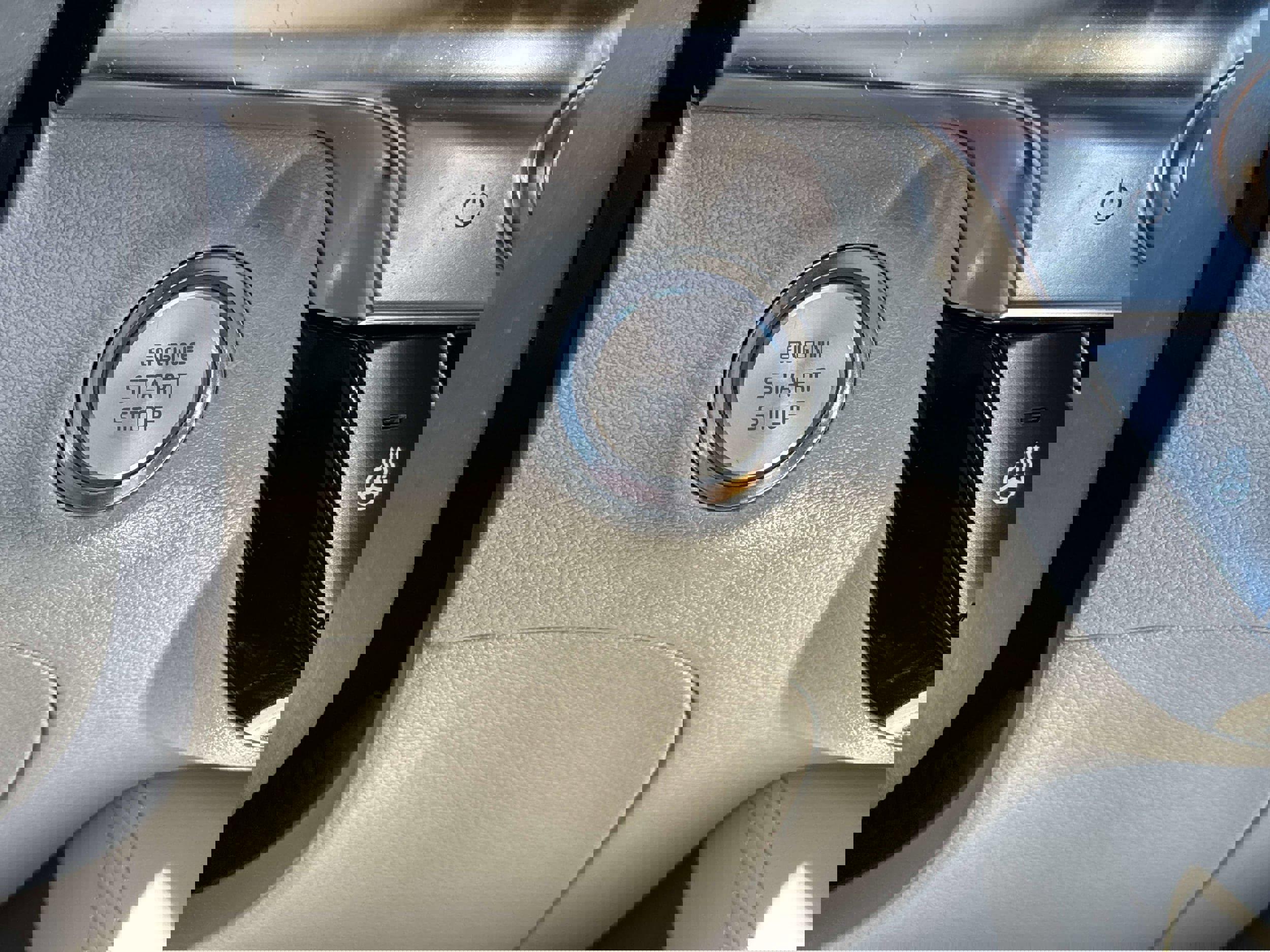 Used 2022 Kia Telluride EX w/ EX Premium Package image 31