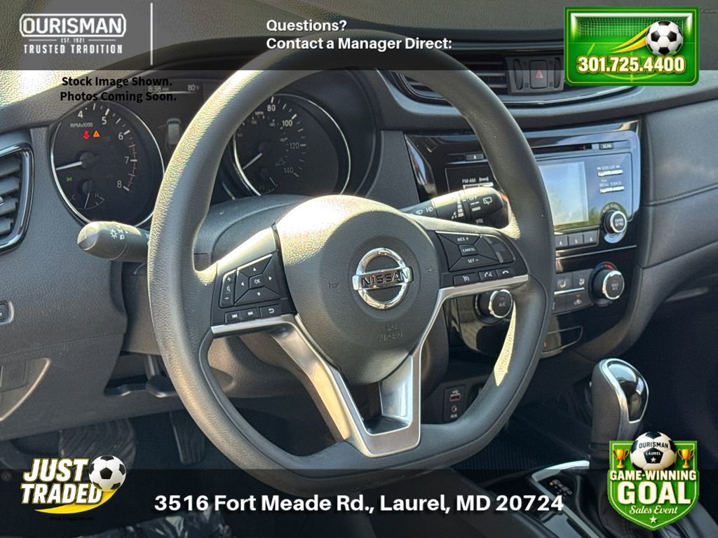 Used 2017 Nissan Rogue S AWD/4WD image 9