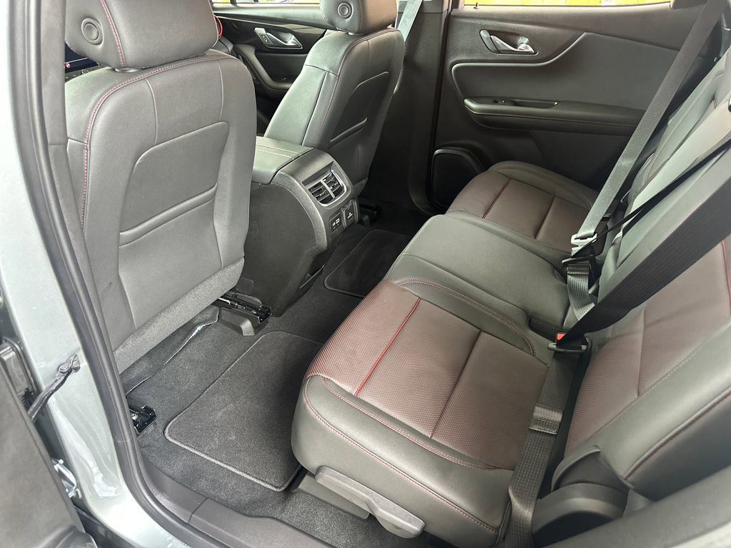 Used 2025 Chevrolet Blazer RS image 35