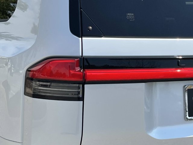 Certified 2026 Lexus GX 550 w/ Accessory Package (ZB) AWD/4WD image 10
