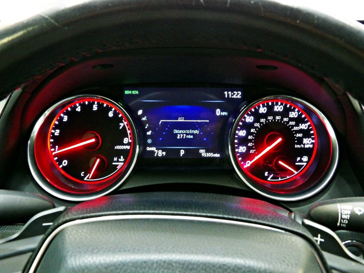 Used 2020 Toyota Camry XSE FWD image 15