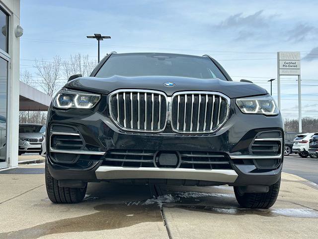 Certified 2023 BMW X5 xDrive40i w/ Executive Package image 2