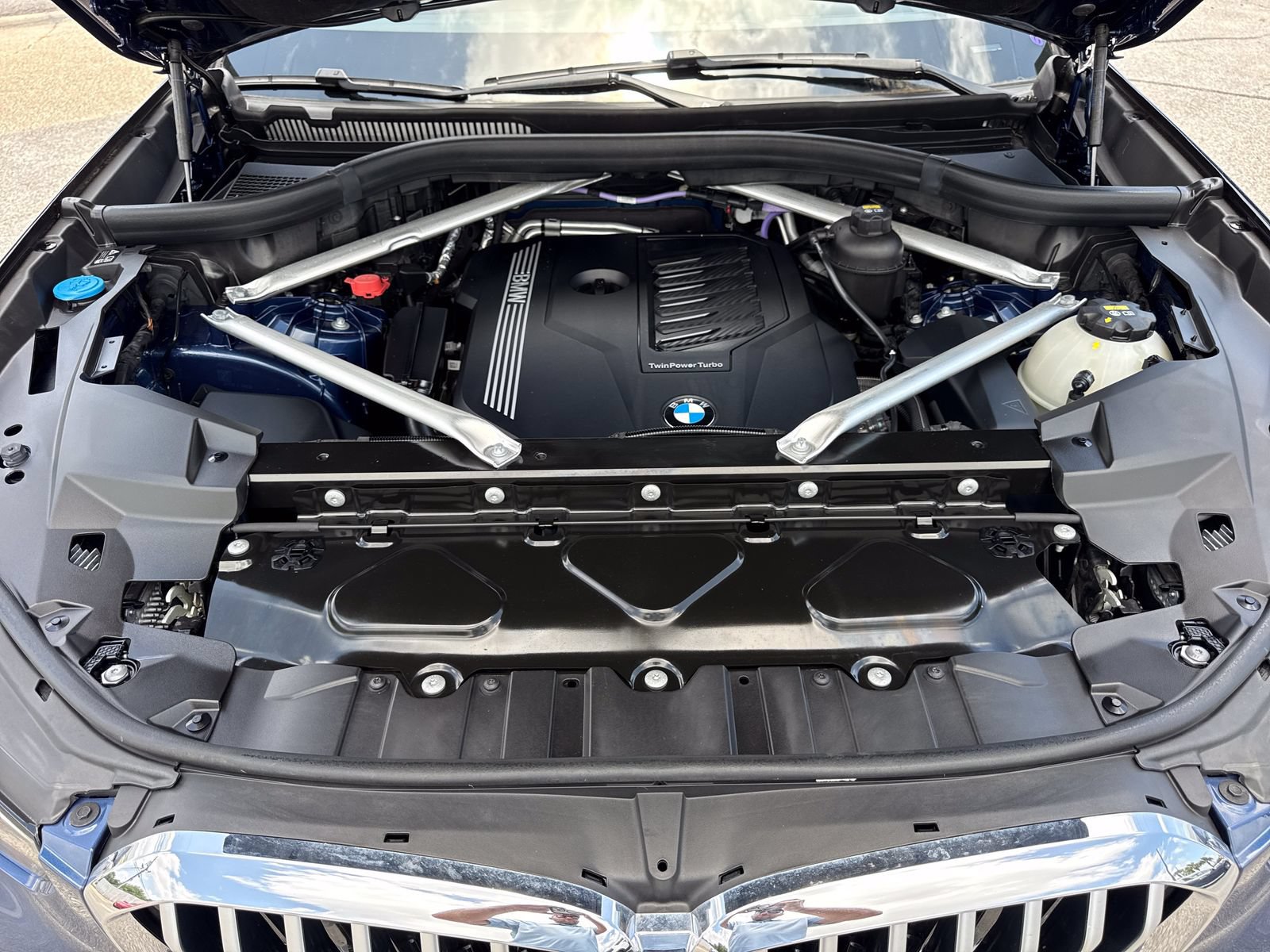 Used 2022 BMW X5 xDrive40i w/ Premium Package AWD/4WD image 43