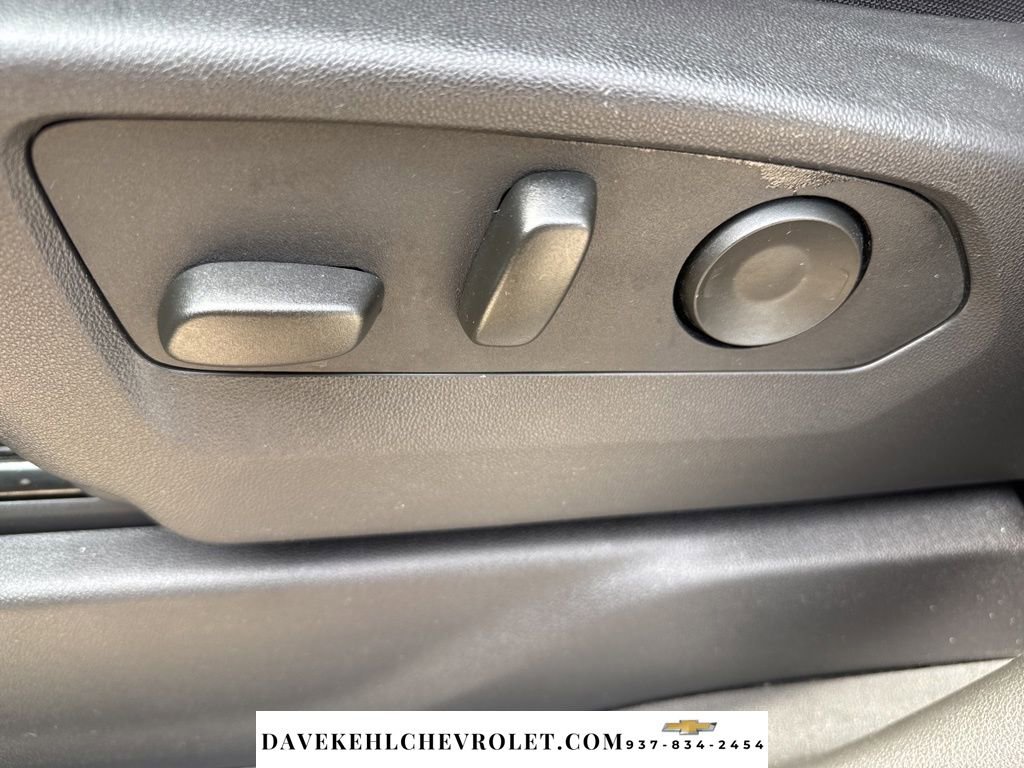 Used 2024 Chevrolet Silverado 1500 Custom Trail Boss w/ LPO, Dark Essentials Package image 16