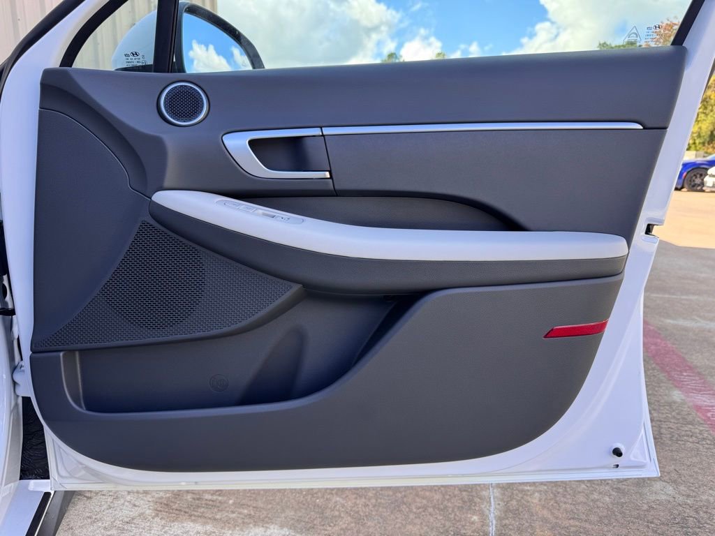New 2026 Hyundai Sonata SE FWD image 17