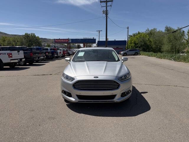 Used 2013 Ford Fusion Titanium w/ Titanium Driver Assist Pkg FWD image 2