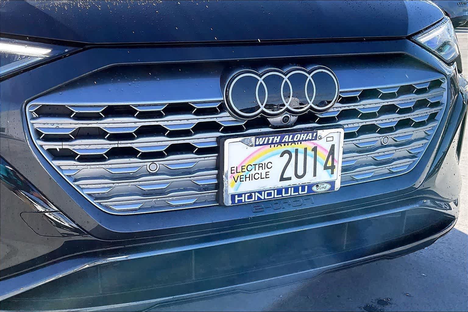 Used 2024 Audi Q8 e-tron Premium Plus w/ Premium Plus Package AWD/4WD image 33