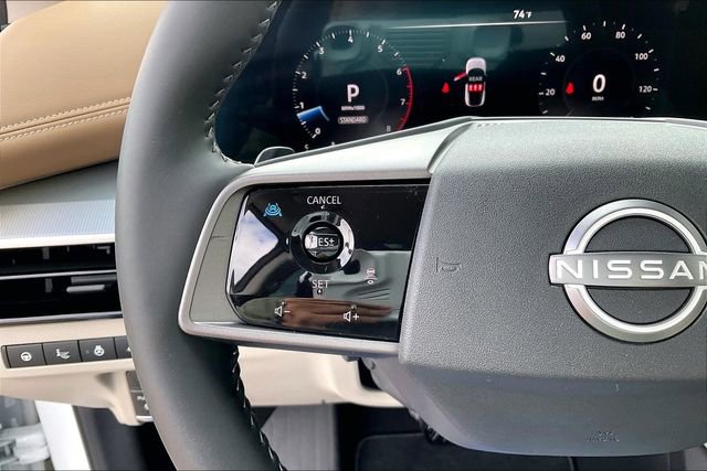 Certified 2025 Nissan Murano Platinum w/ Cargo Package image 17