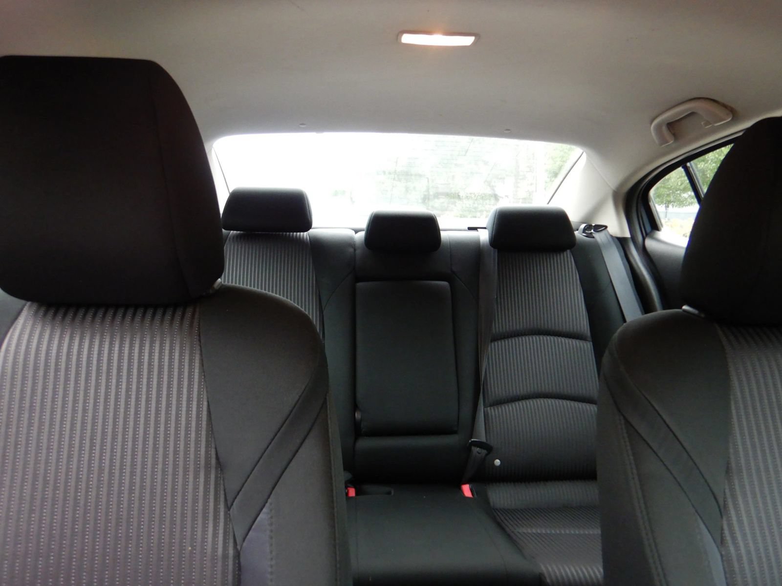 Used 2014 MAZDA MAZDA3 i Touring FWD image 20