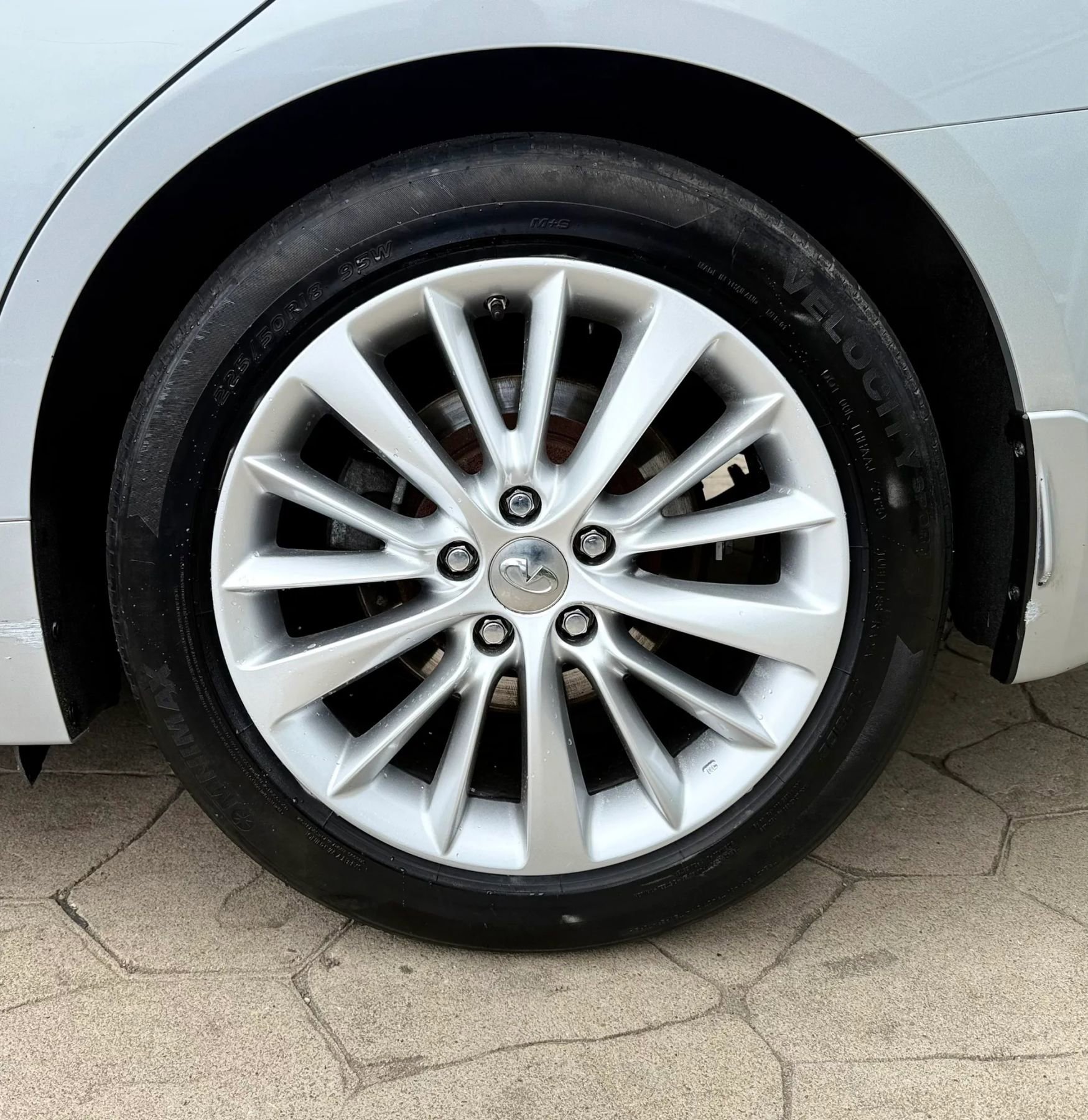 Used 2019 INFINITI Q50 Luxe w/ Essential Package (3.0T Luxe) AWD/4WD image 55