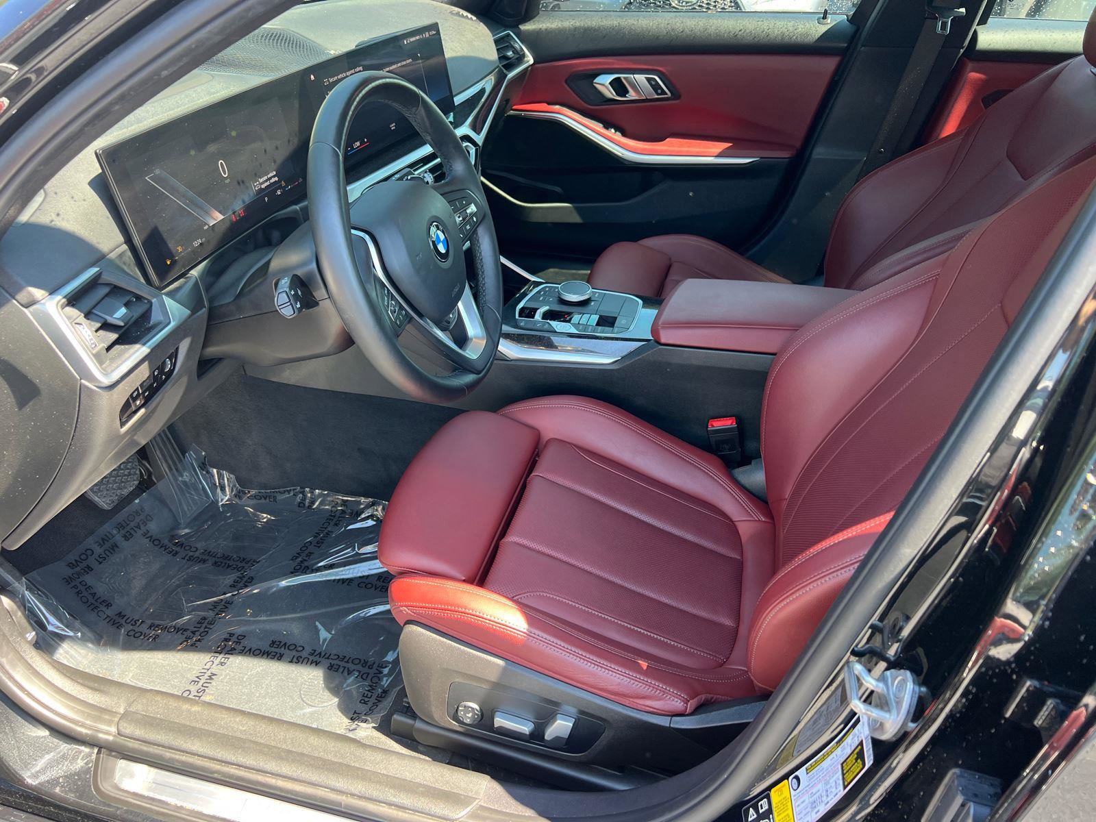 Used 2023 BMW 330i xDrive Sedan w/ Premium Package AWD/4WD image 10