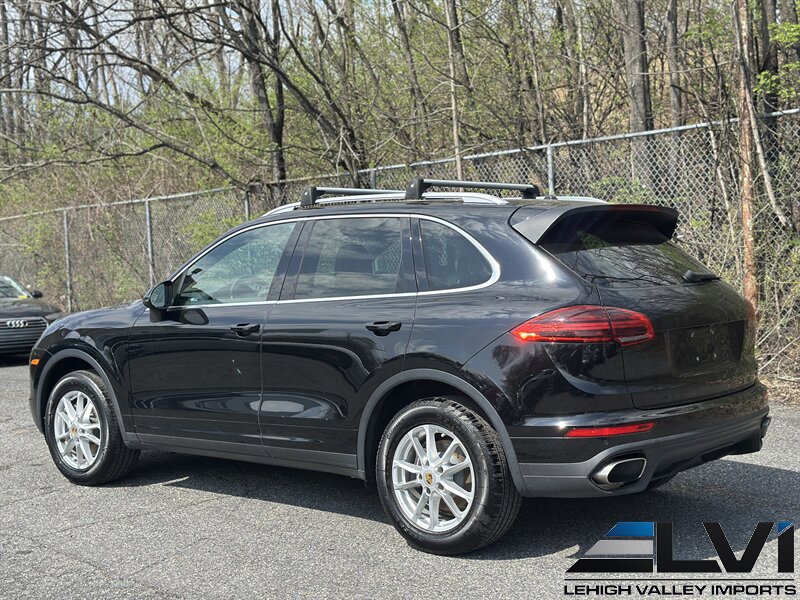 Used 2016 Porsche Cayenne AWD/4WD image 8