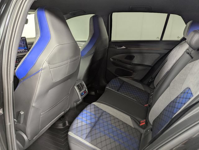 Used 2025 Volkswagen Golf R Black Edition AWD/4WD image 19