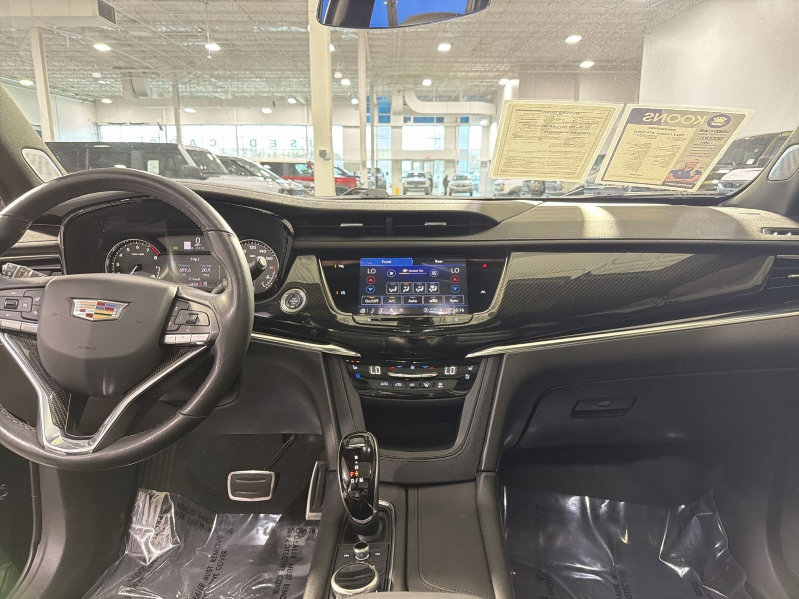 Used 2023 Cadillac XT6 Sport image 23
