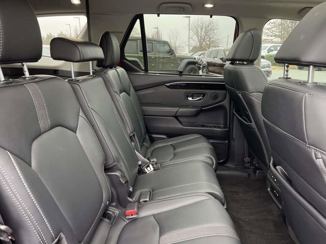 Used 2025 Honda Pilot Touring image 22