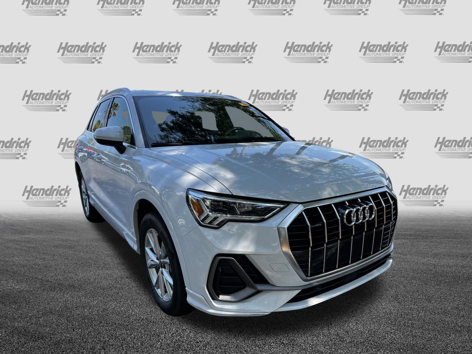 Used 2022 Audi Q3 2.0T Premium Plus AWD/4WD image 2