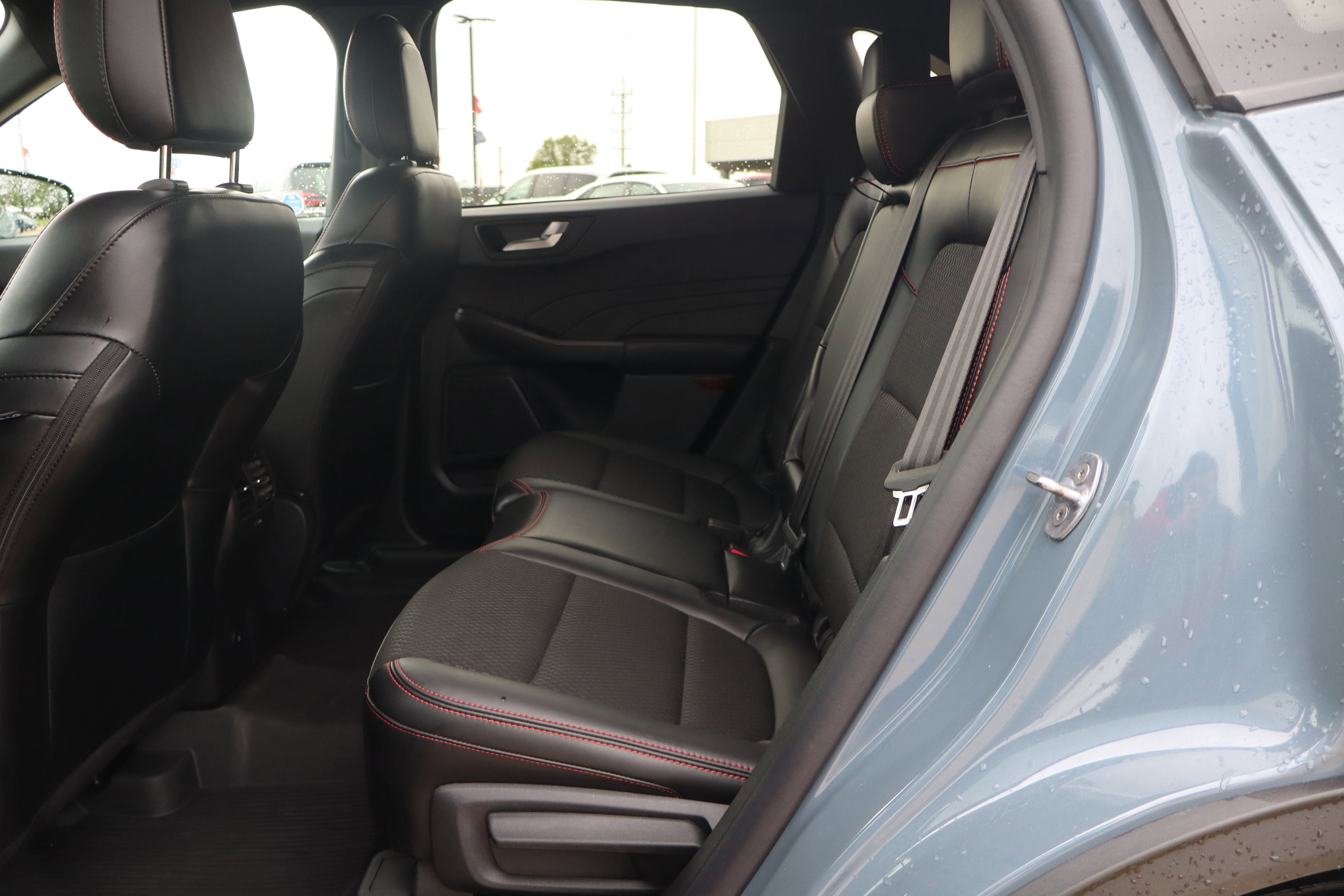 Used 2025 Ford Escape ST-Line w/ Equipment Group 301A FWD image 10