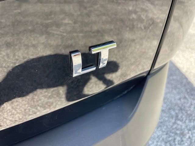 Used 2023 Chevrolet Traverse LT w/ LT Premium Package FWD image 43