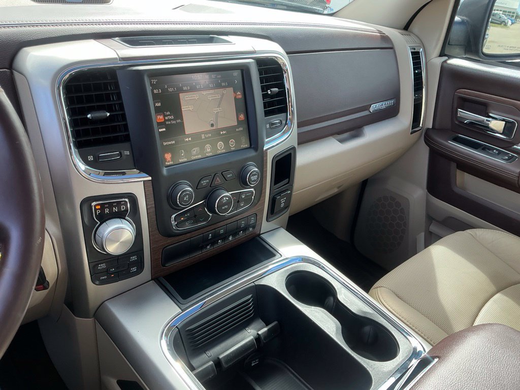 Used 2017 RAM 1500 Laramie AWD/4WD image 40