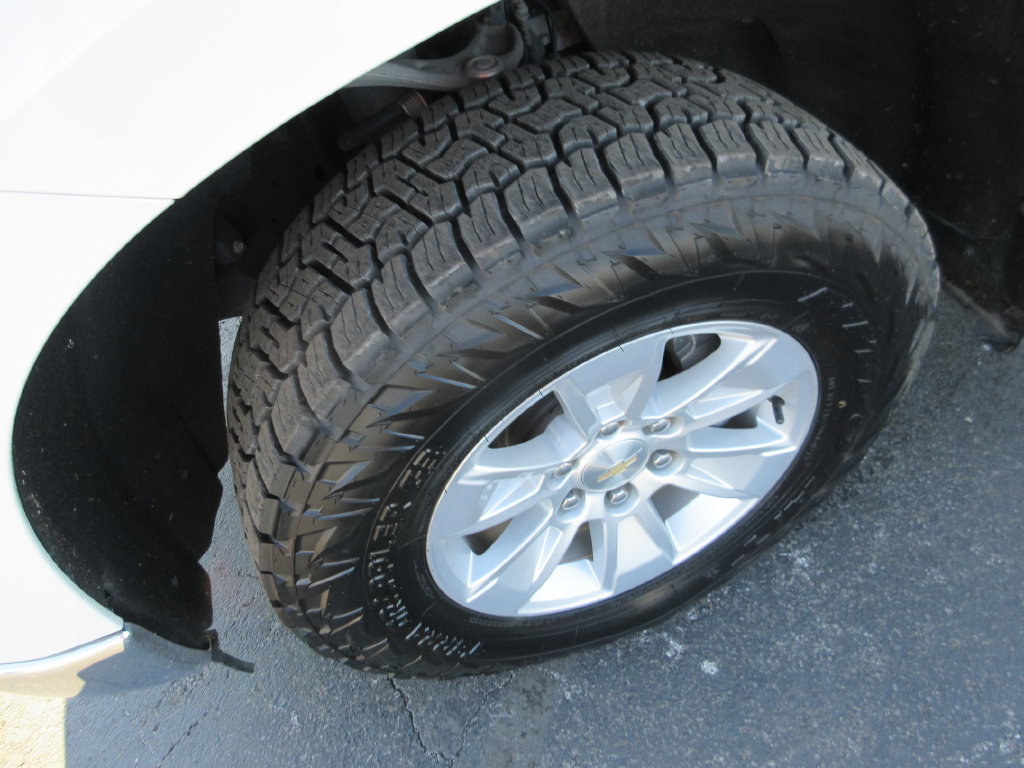 Certified 2022 Chevrolet Silverado 1500 LT AWD/4WD image 14