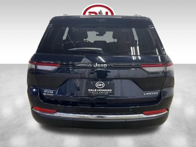 Used 2023 Jeep Grand Cherokee Limited w/ Luxury Tech Group II image 10