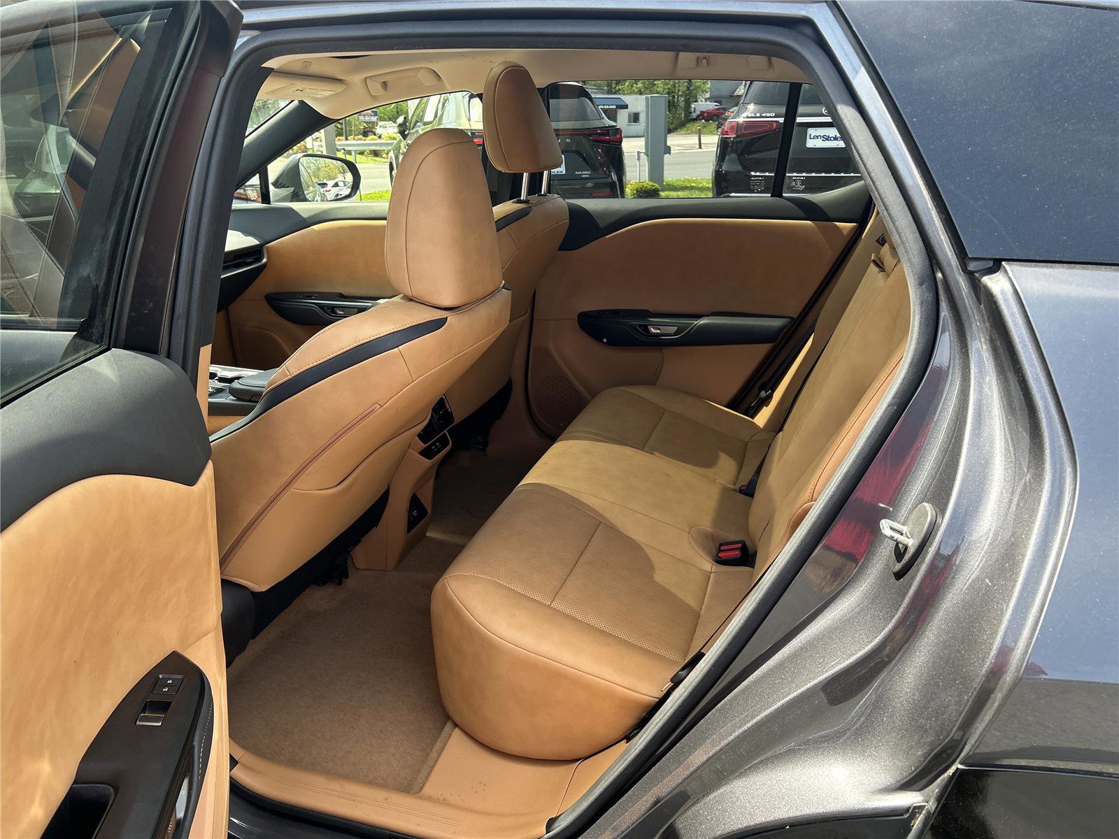 Used 2023 Lexus RZ 450e Premium w/ Technology Package image 12