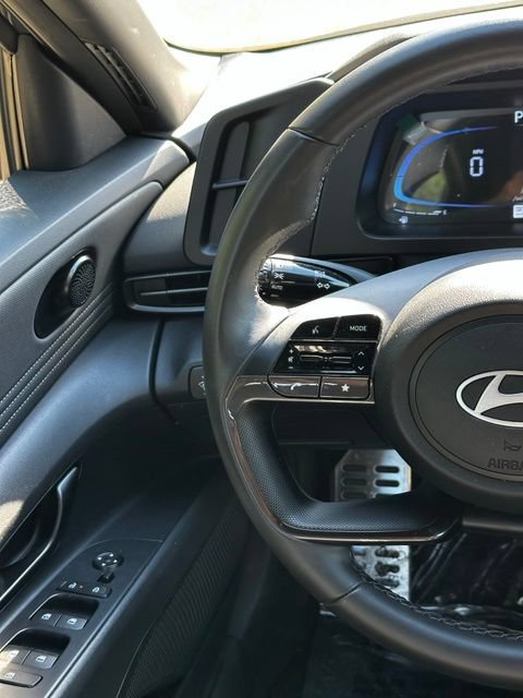 Certified 2025 Hyundai Elantra Sport FWD image 26