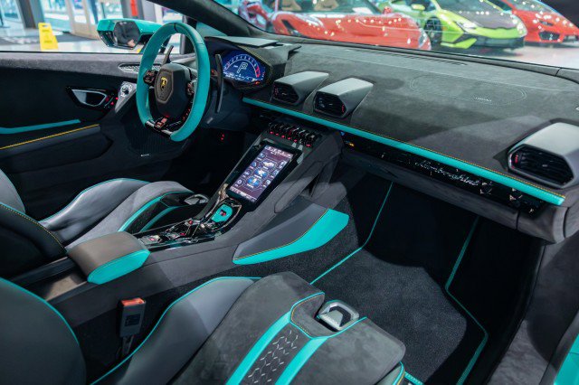 Used 2024 Lamborghini Huracan Tecnica image 34