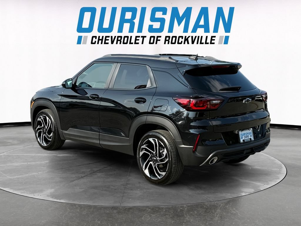 Used 2025 Chevrolet TrailBlazer RS w/ Convenience Package FWD image 4